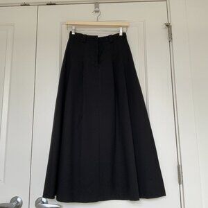 Black midi skirt